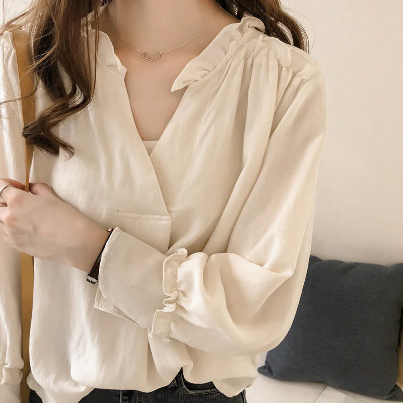 Blouse Volants - Décolleté V - Manches Longues