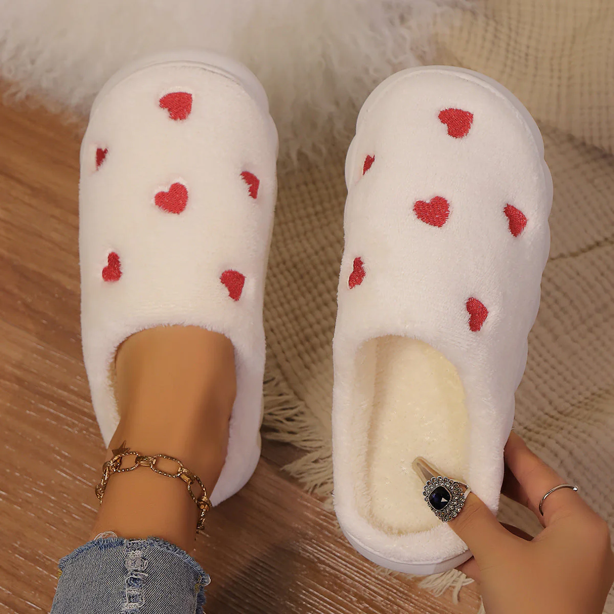 Chaussons femme laine polaire - imprimé cœur - confort