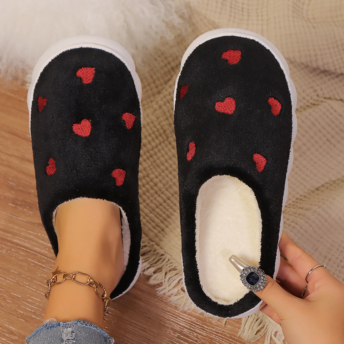 Chaussons femme laine polaire - imprimé cœur - confort - Image 2