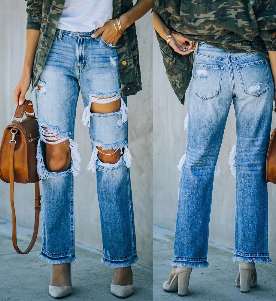 Jeans détruits pour femmes en coupe boyfriend décontractée avec des détails effilochés