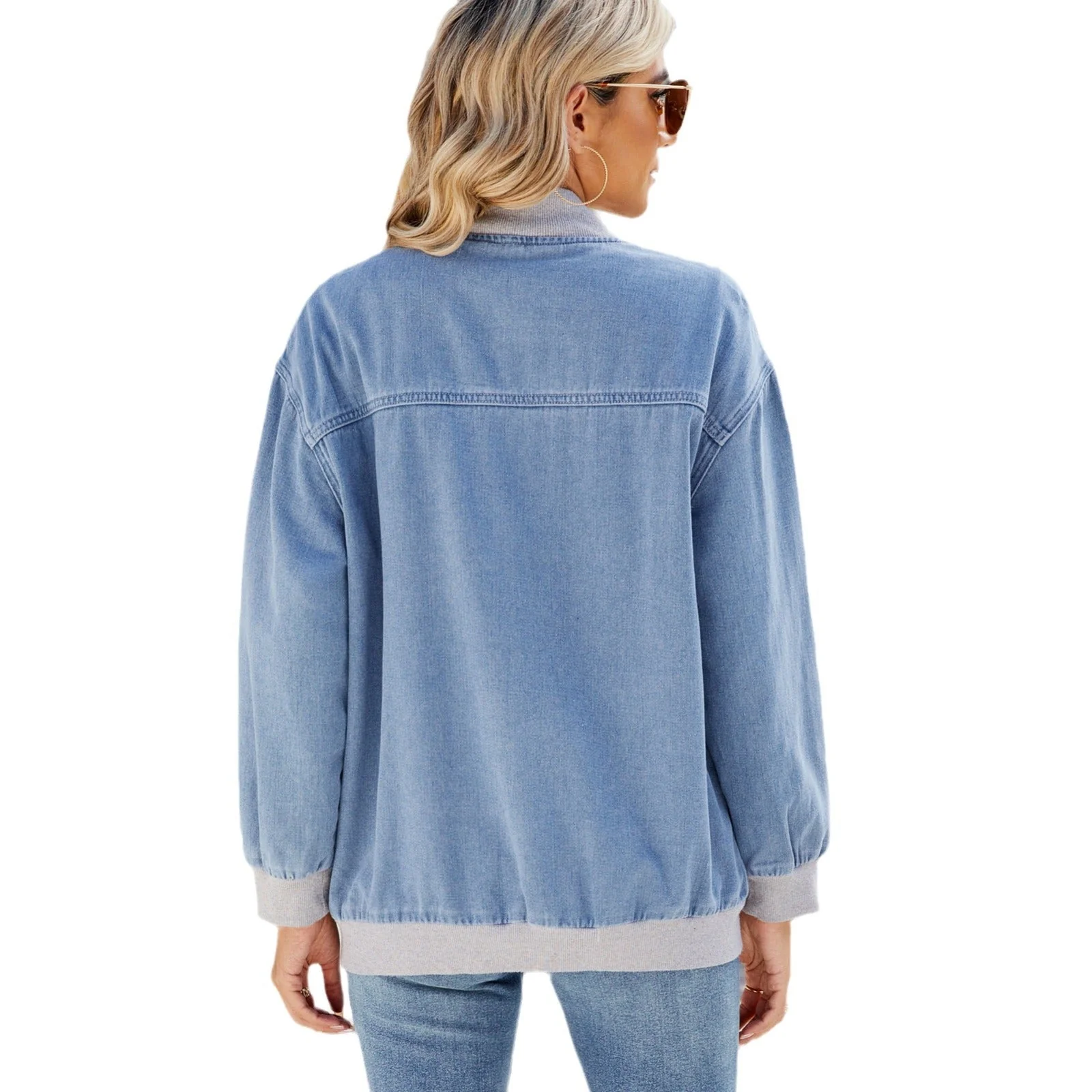 Veste bomber en denim pour femmes avec poches pratiques et finition de haute qualité - Image 5