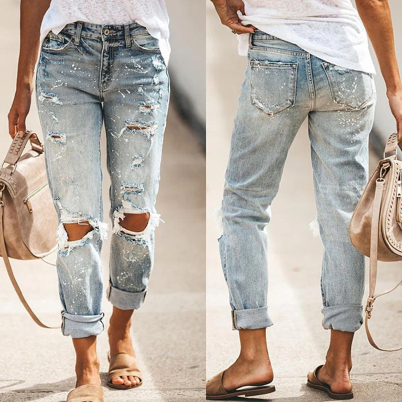 Jeans Boyfriend Destroyed pour femmes avec des détails décontractés