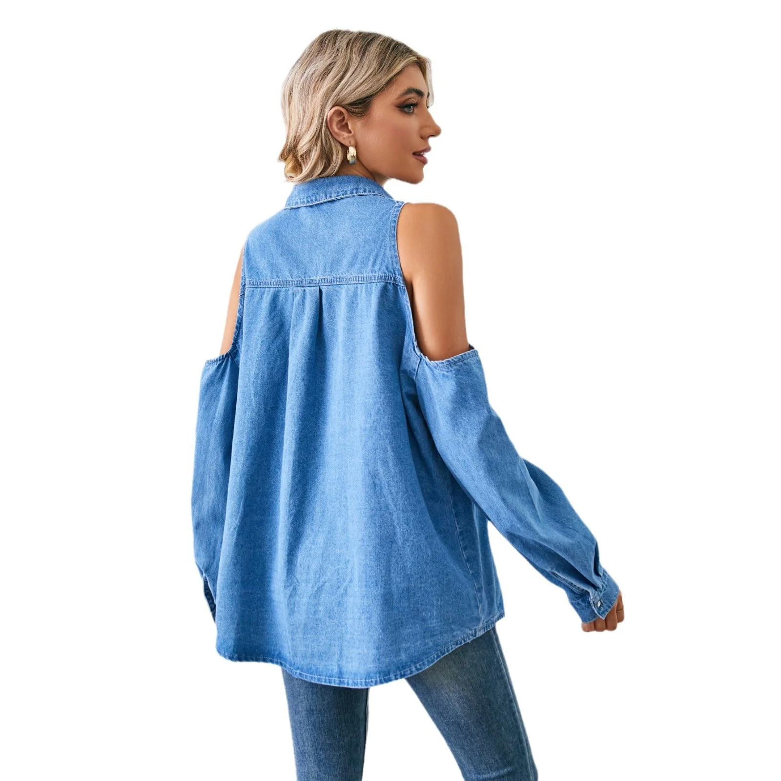 Chemise en denim pour femmes avec des manches raglan et des poches poitrine - Image 5