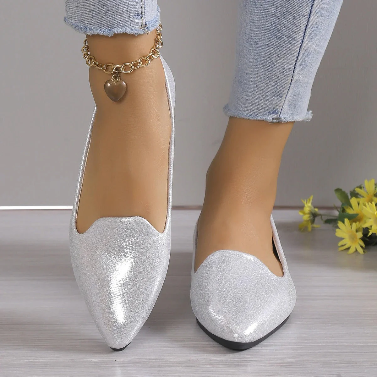 Ballerines pour femmes | Bout pointu, ajustement extensible | Chaussures confortables et élégantes - Image 3